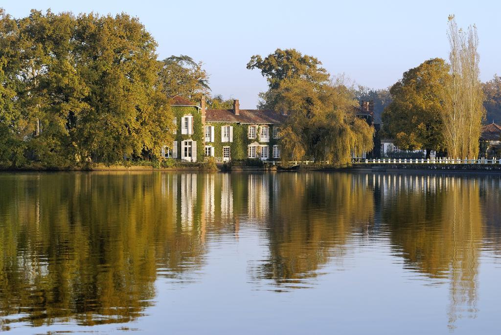 D'hotes La Maisonnette Bed & Breakfast Etusson