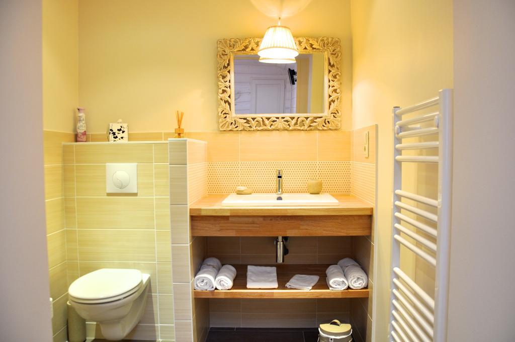 D'hotes La Maisonnette Bed & Breakfast Etusson